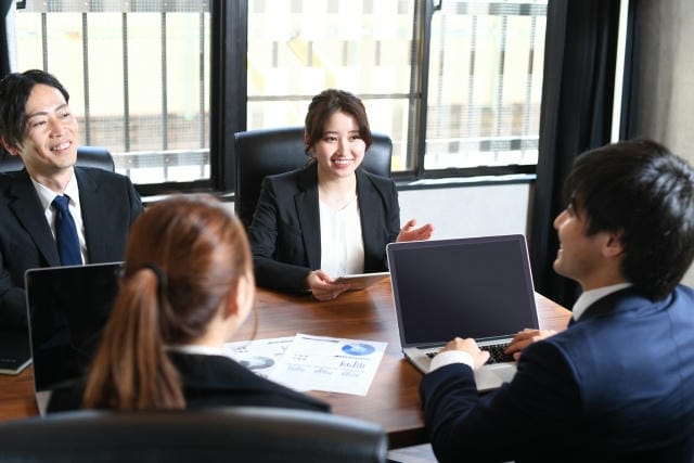 採用マーケティングの新常識：求職者の心をつかむための戦略とは？